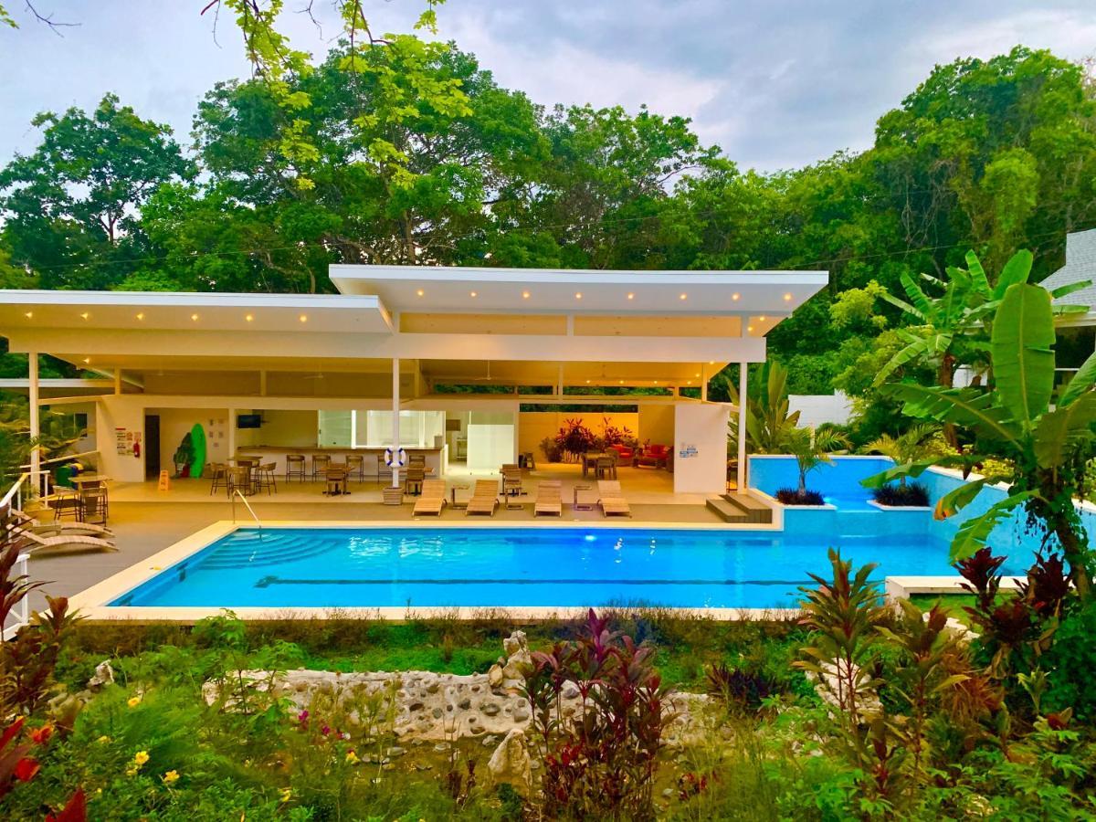 Aves Hotel Montezuma Exterior foto